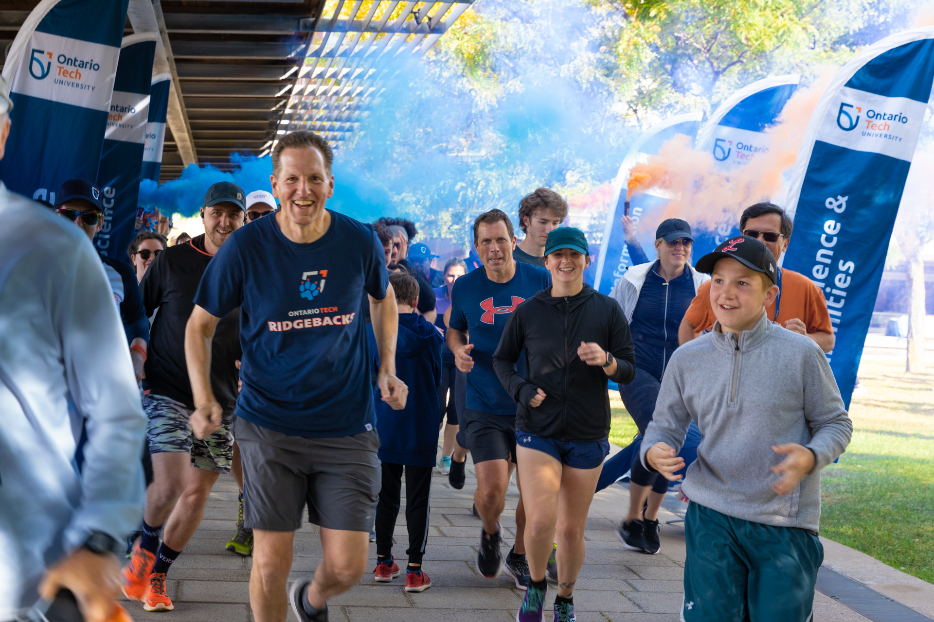 Chancellor Mitch Frazer and participants of the Chancellor's Challenge 5K at the start line.