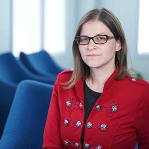 A headshot of Jen Rinaldi an IDRR Scientist