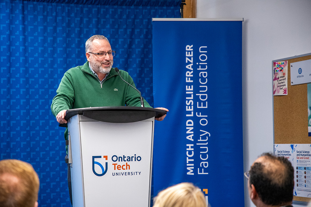President Steven Murphy speaking at the March 2024 event celebrating the naming and official signage unveiling of the Mitch and Leslie Frazer Faculty of Education, 鶹ý University.