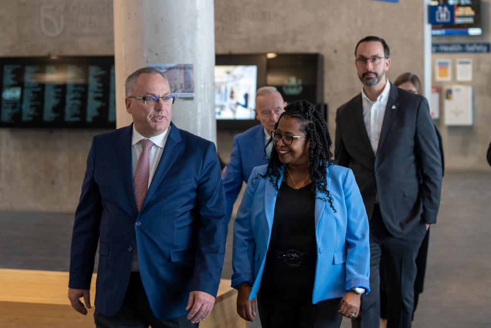 President Steven Murphy with Patrice Barnes, Parliamentary Assistant to the Ontario Minister of Labour, Immigration, Training and Skills Development.