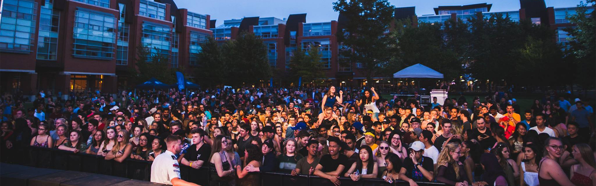 Concert on campus 