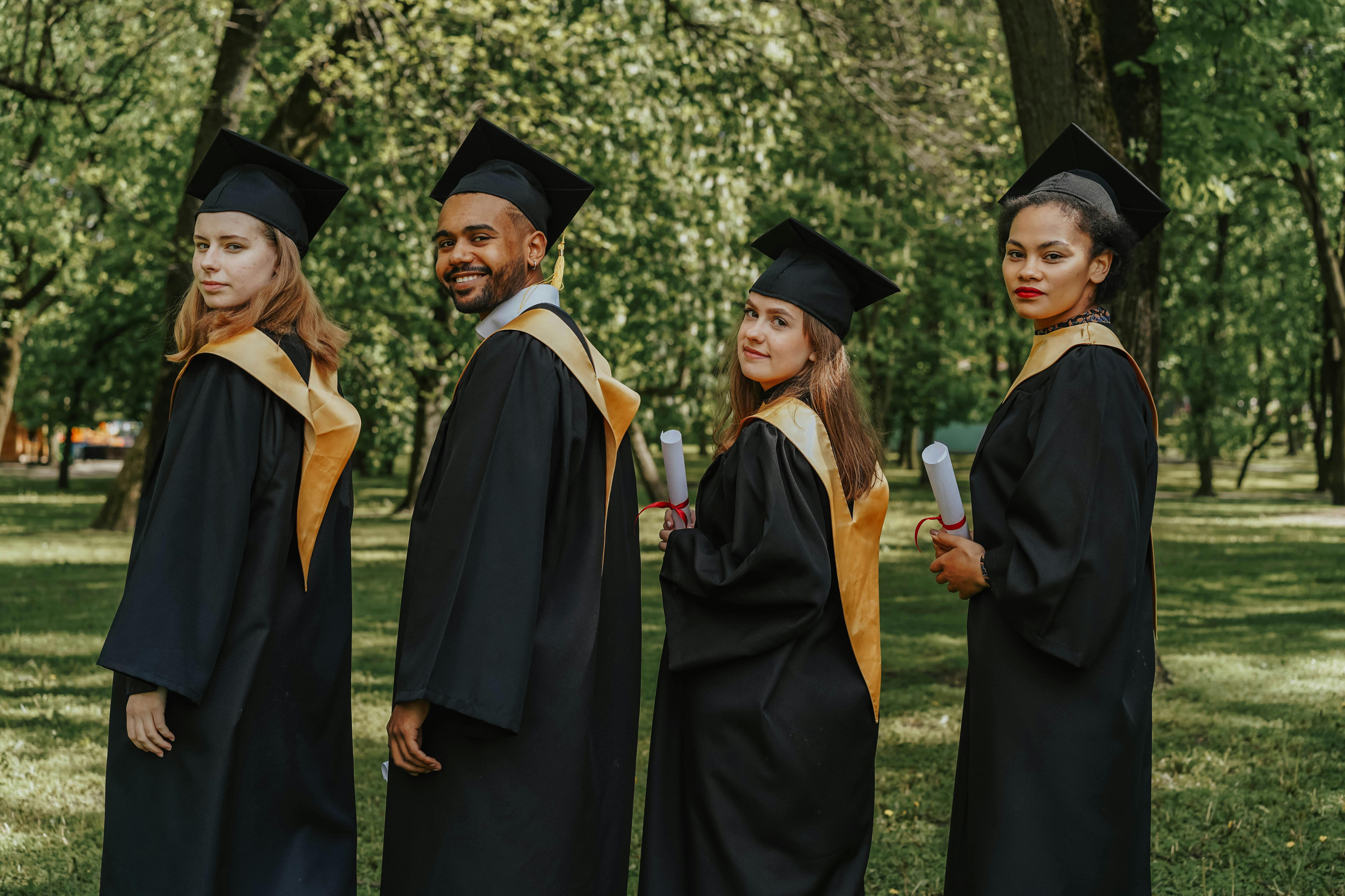 graduates posing in photo 