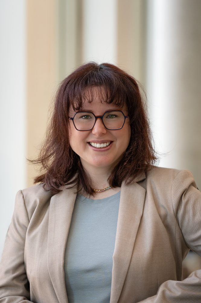 Photo of Laura Thursby