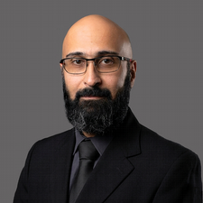 Ali Hosseini Expert Centre 2026 photo