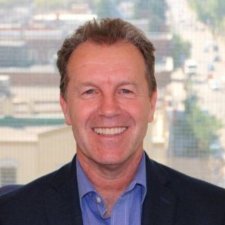 Square-cropped headshot of Dr. Robin Kay, Frazer Faculty of Education.